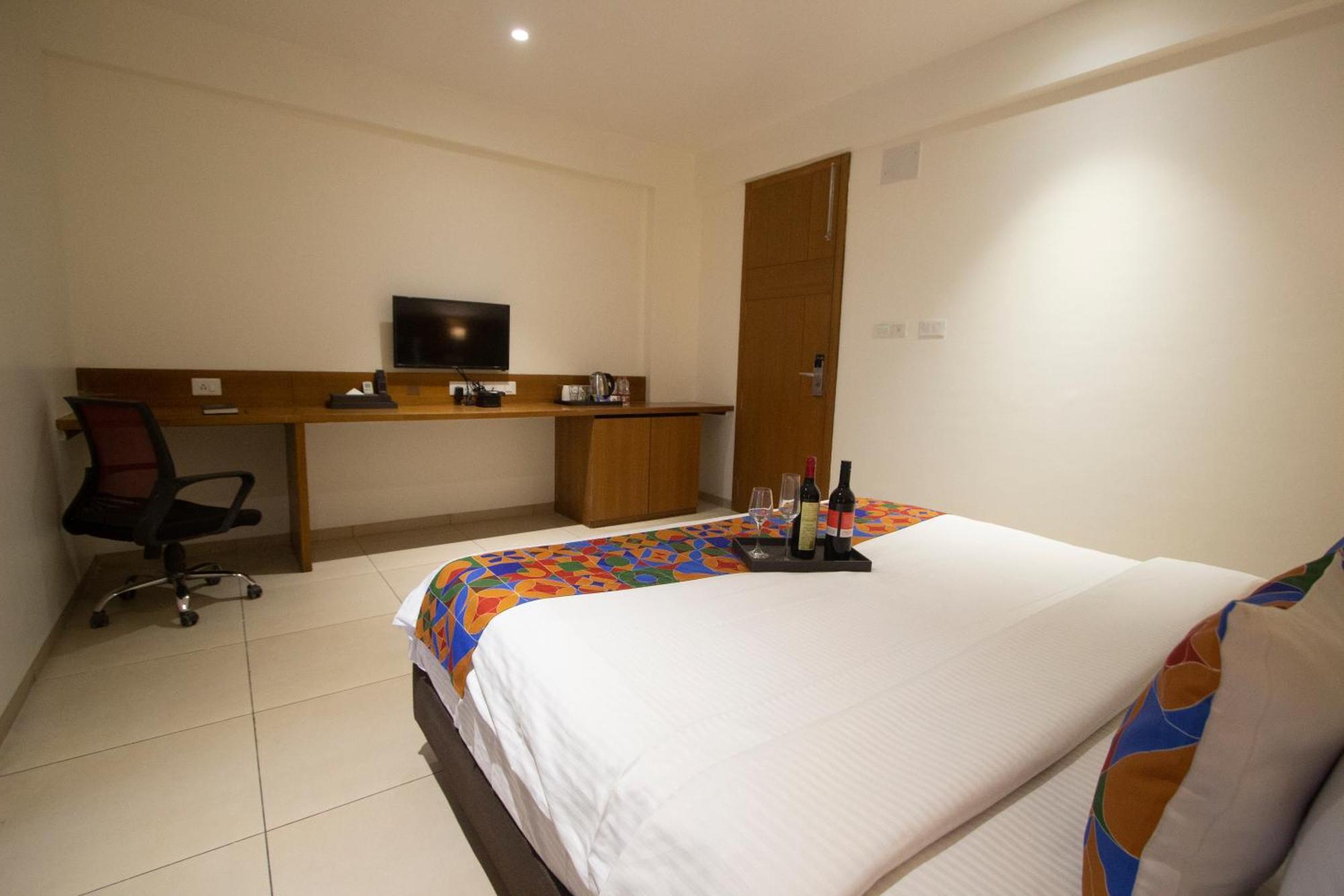 Monarch Express Chakan Hotel Eksteriør billede