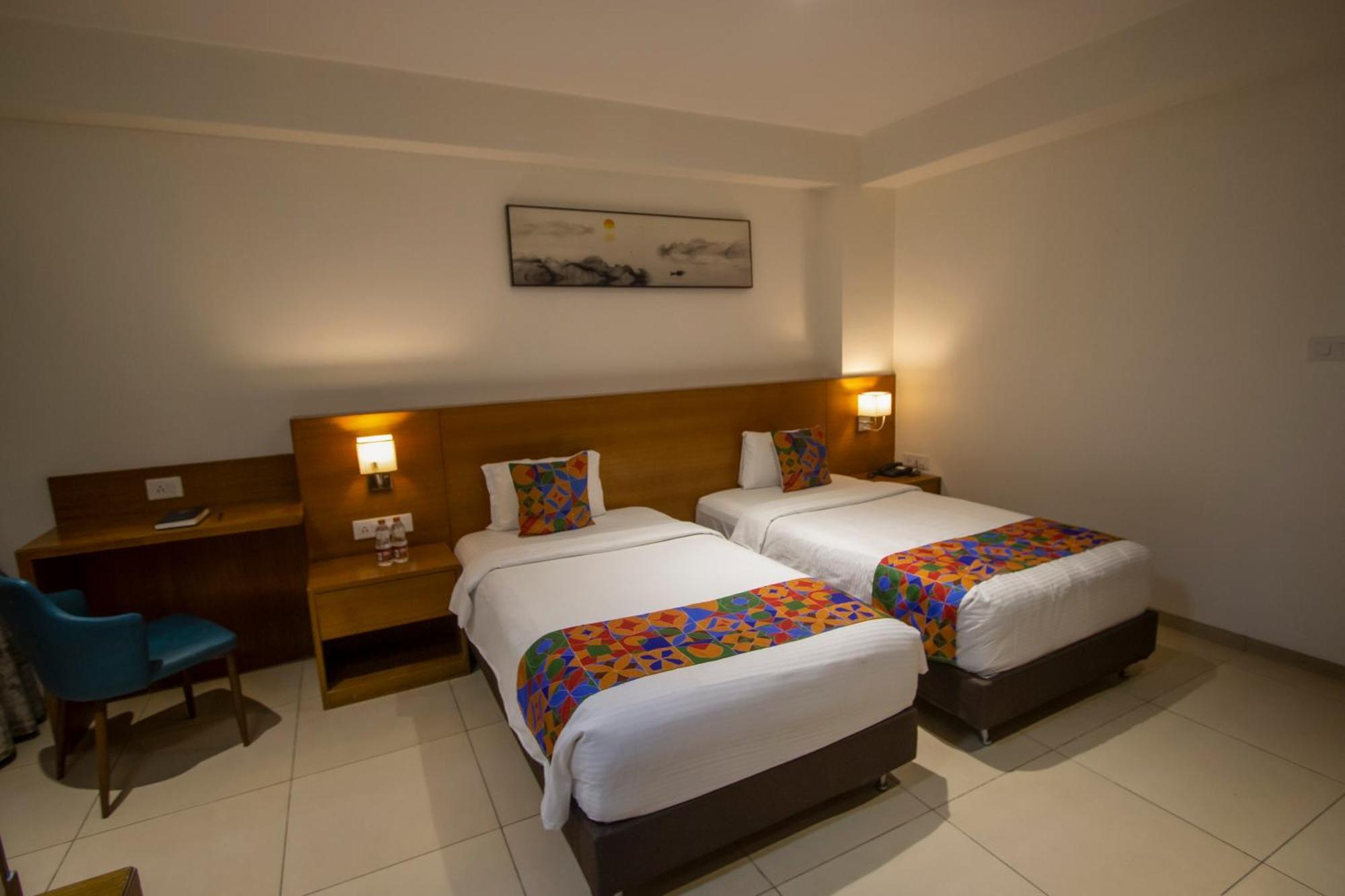 Monarch Express Chakan Hotel Eksteriør billede
