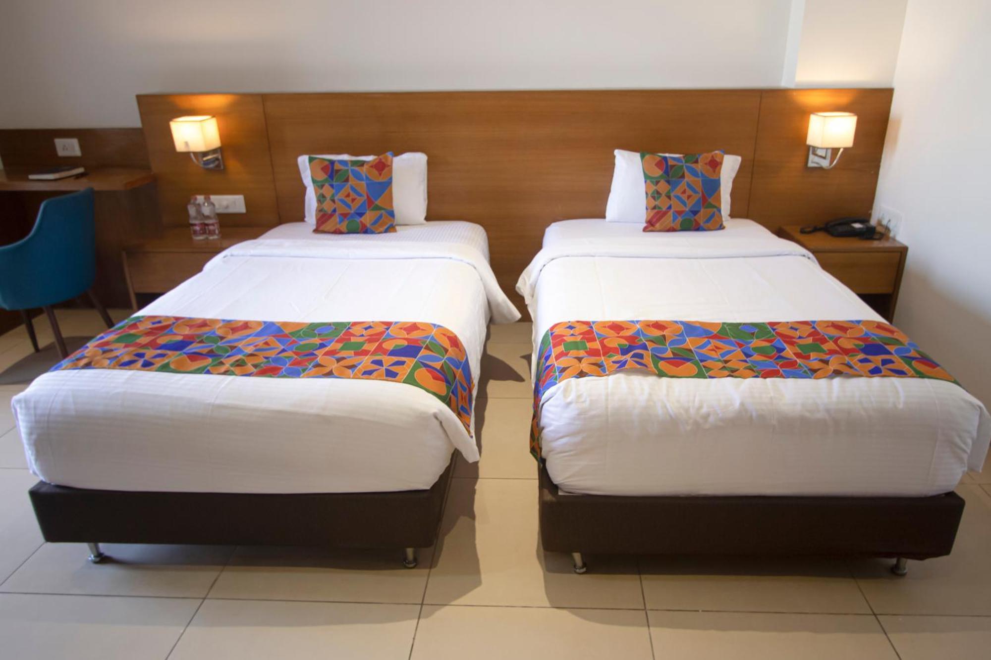Monarch Express Chakan Hotel Eksteriør billede