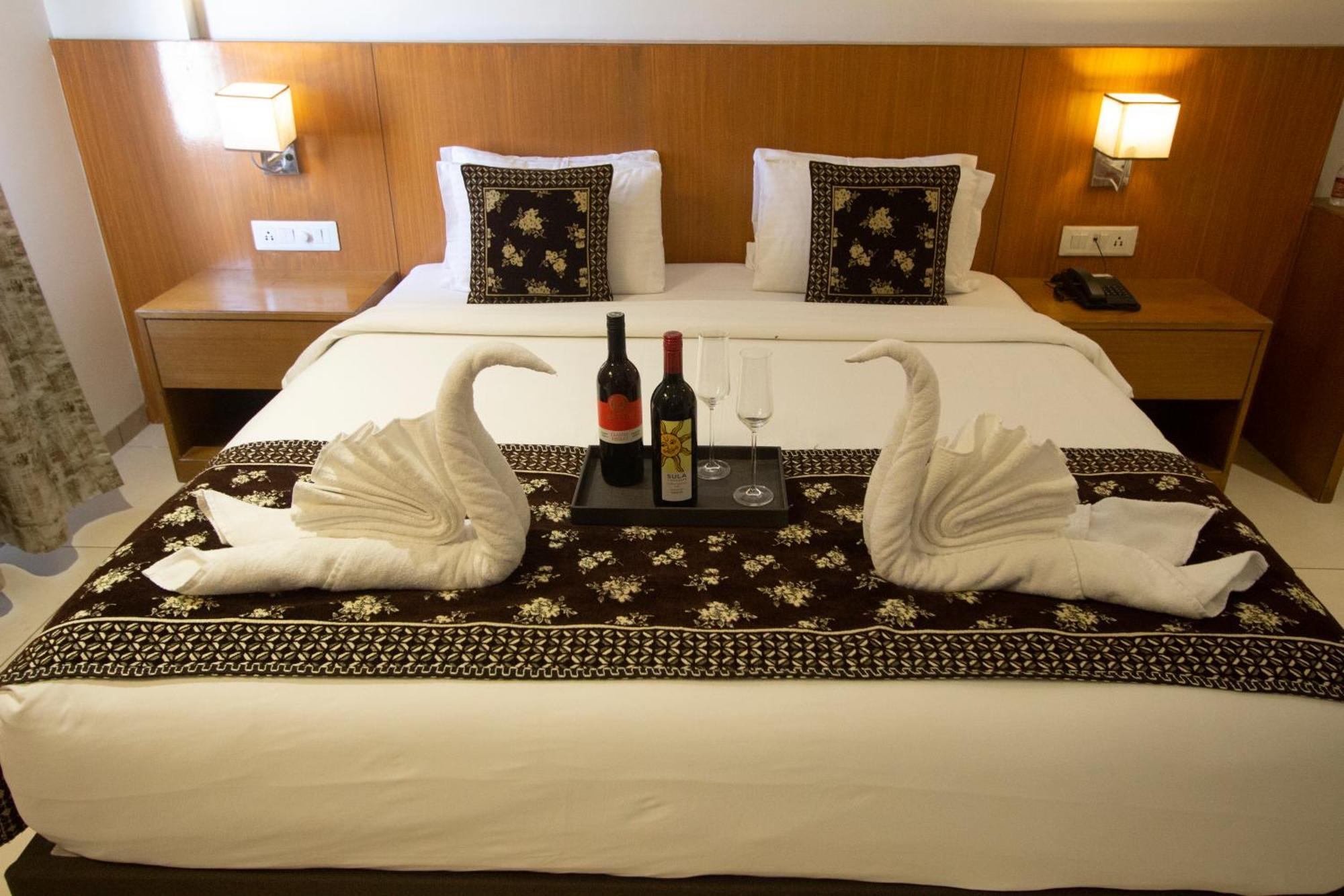 Monarch Express Chakan Hotel Eksteriør billede